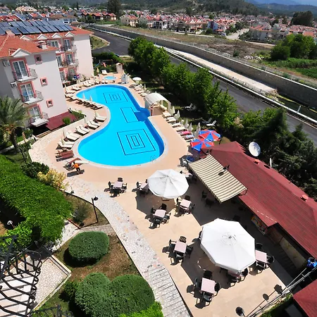 Ξενοδοχείο Pelin 3*