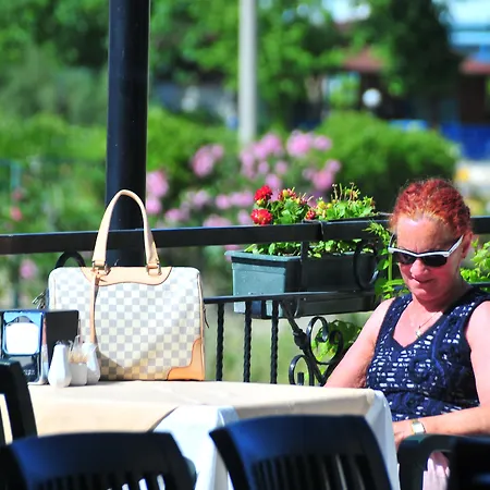 Pelin 3* フェティエ