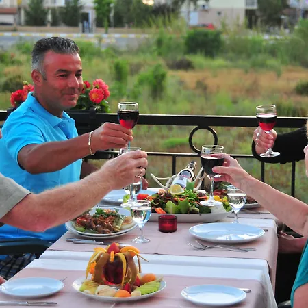 Pelin フェティエ