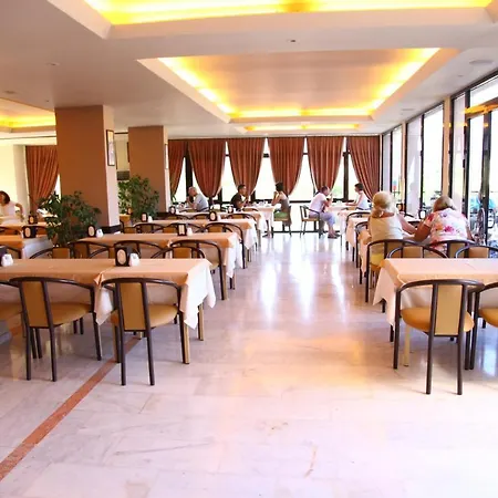 Pelin ホテル フェティエ